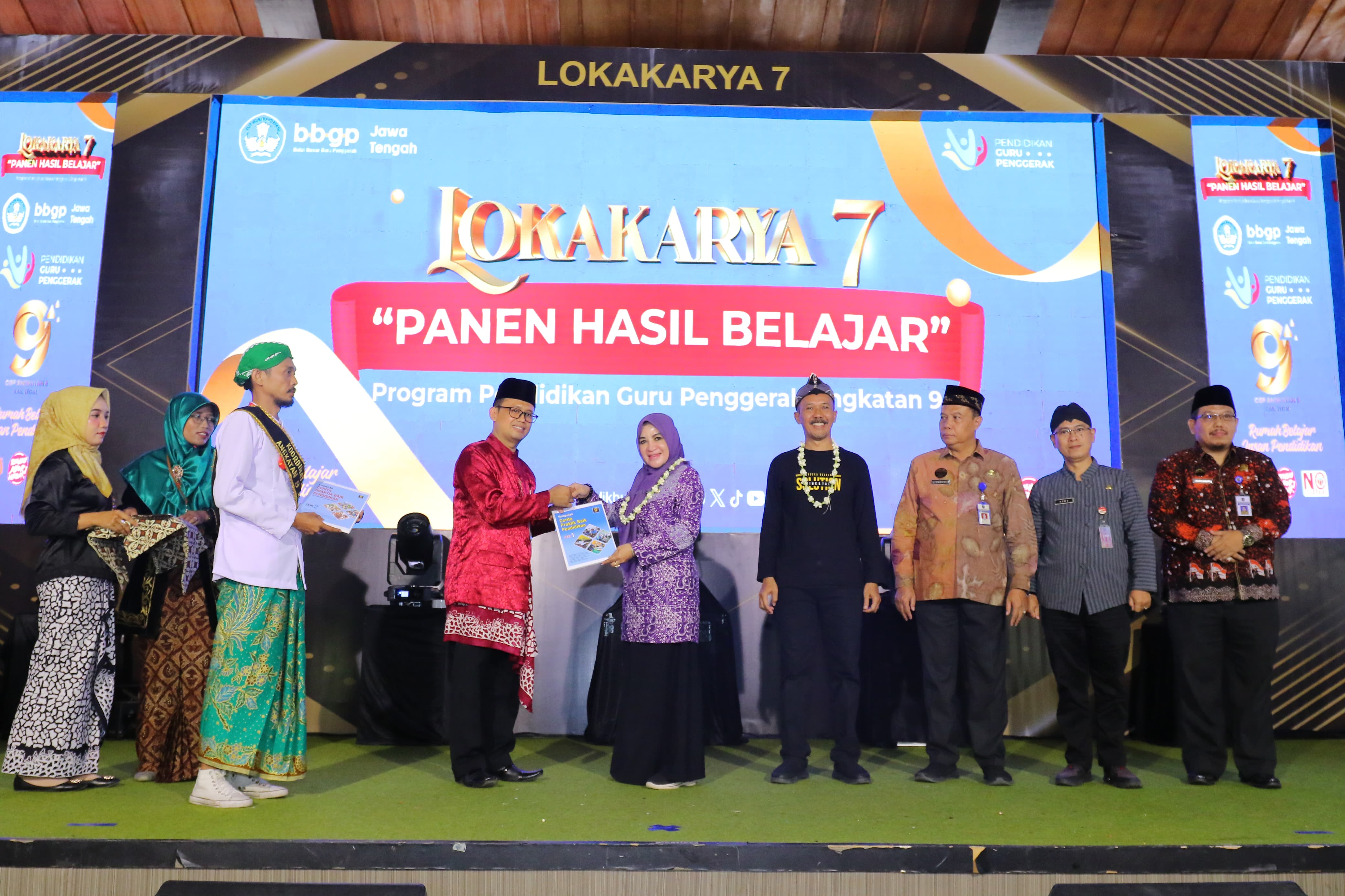 179 calon Guru Penggerak mengikuti gelar Panen Hasil Belajar 179 calon Guru Penggerak mengikuti gelar Panen Hasil Belajar