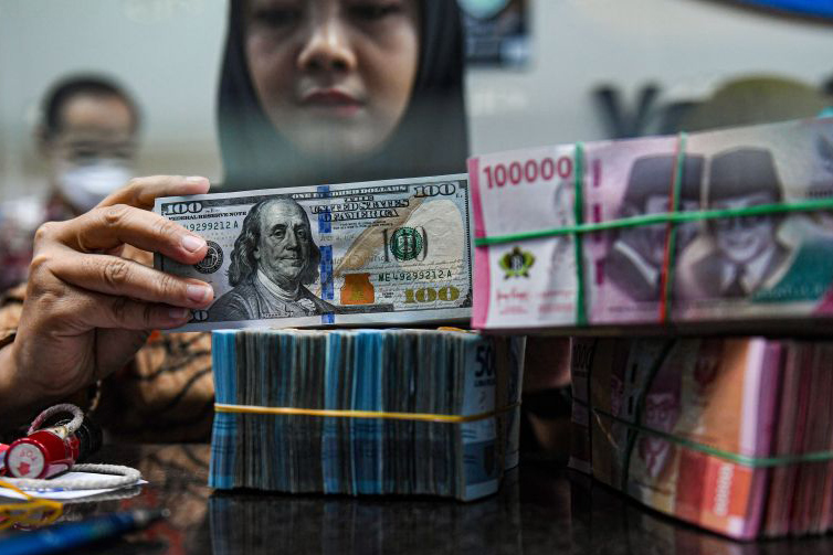 Rupiah Rabu pagi naik 20 poin menjadi Rp15.979 per dolar AS Rupiah Rabu pagi naik 20 poin menjadi Rp15.979 per dolar AS
