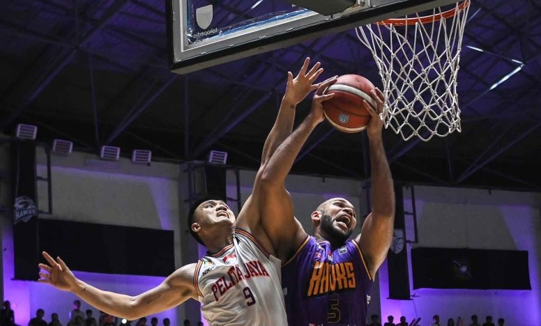 Pelita Jaya curi kemenangan di markas Hawks 72-68