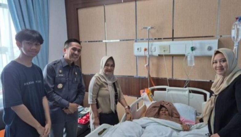 Ibunda Mendagri Tito Karnavian meninggal dunia di Palembang Ibunda Mendagri Tito Karnavian meninggal dunia di Palembang