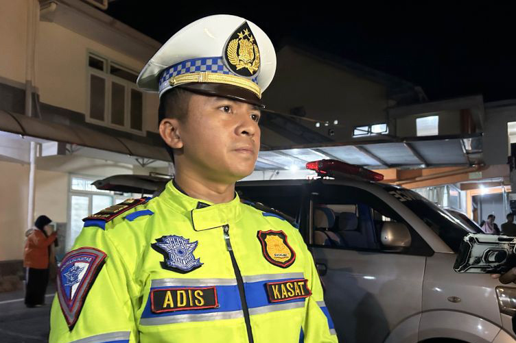 Polisi sebut kecelakaan di jalur kawasan Bromo akibat rem blong Polisi sebut kecelakaan di jalur kawasan Bromo akibat rem blong