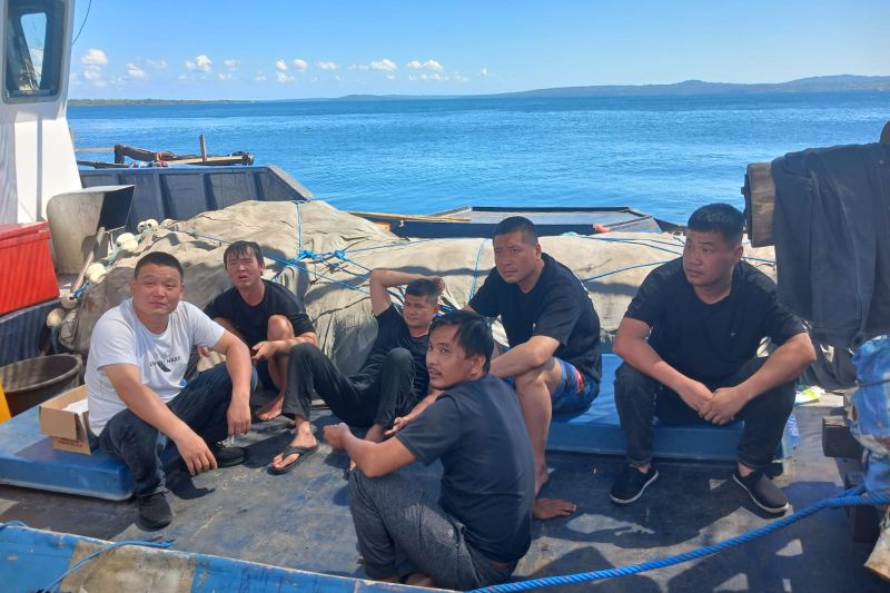 Polisi selidiki enam WNA China yang terdampar di perairan Kupang