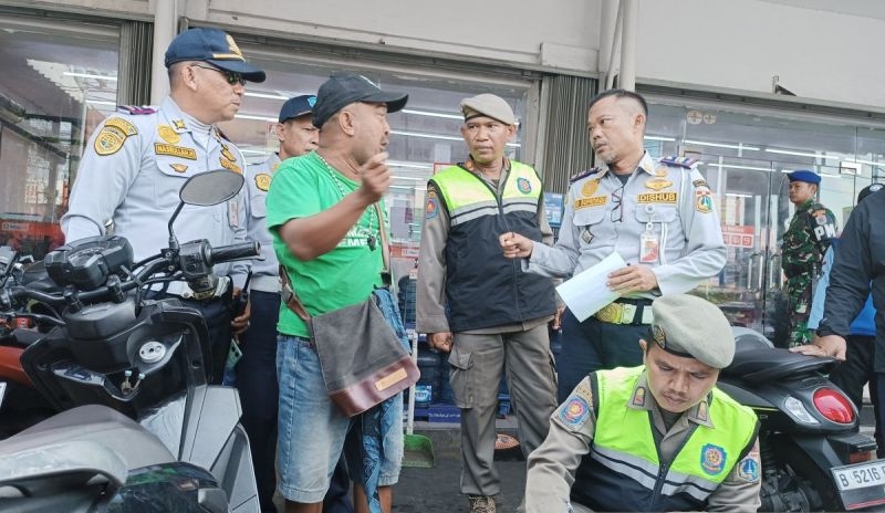 Juru parkir di Jaksel bingung mau cari kerja apa setelah penertiban