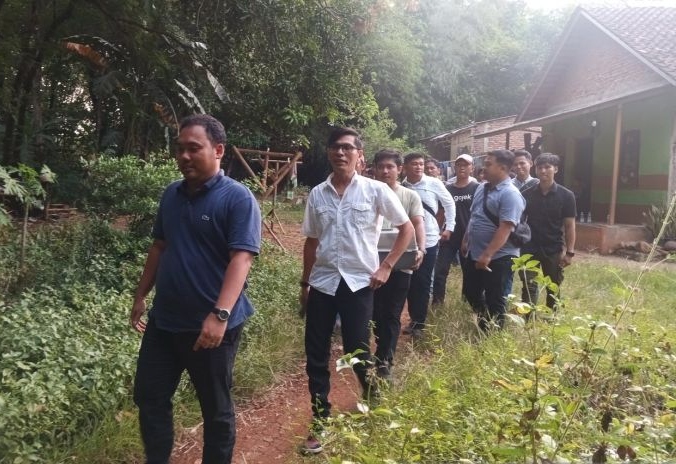 Polisi geledah rumah tersangka P di Cirebon terkait kasus Vina
