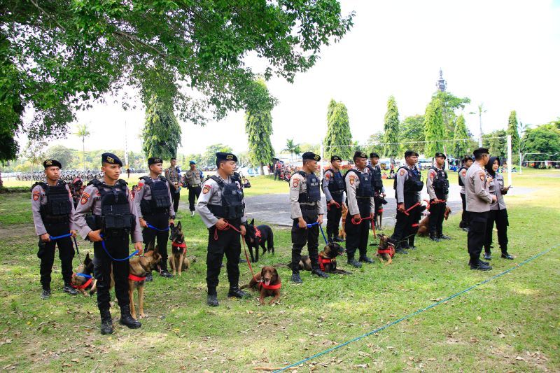 Polri kerahkan 39 ekor anjing pelacak K-9 amankan World Water Forum Polri kerahkan 39 ekor anjing pelacak K-9 amankan World Water Forum