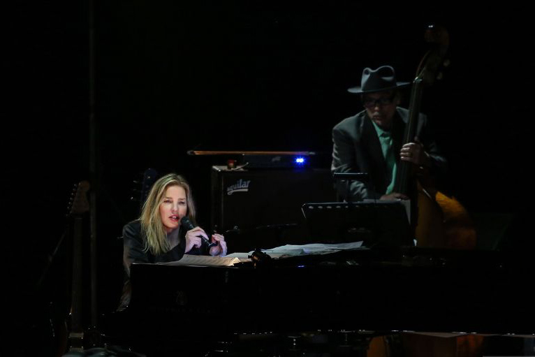 Diana Krall suguhkan lagu-lagu dari penyanyi jazz legendaris Diana Krall suguhkan lagu-lagu dari penyanyi jazz legendaris