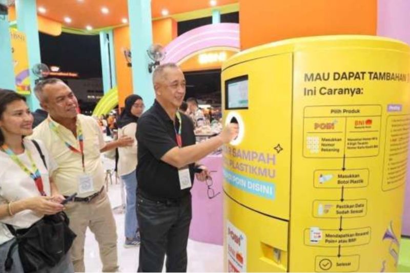 BNI sediakan layanan daur ulang di ajang Java Jazz Festival 2024 BNI sediakan layanan daur ulang di ajang Java Jazz Festival 2024