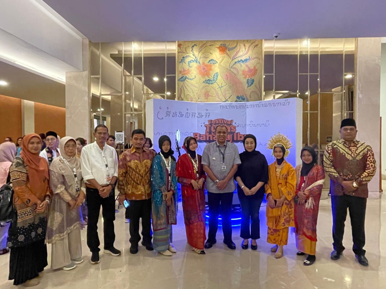 Pj Bupati Langkat support empat siswa SMP ikuti FTBIN di Jakarta Pj Bupati Langkat support empat siswa SMP ikuti FTBIN di Jakarta