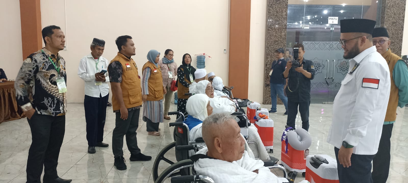 Senator Dedi Iskandar Batubara minta adanya jalur khusus untuk Calhaj Indonesia