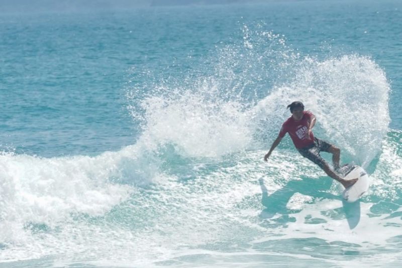 Fasilitas surfing center sangat penting untuk pembinaan atlet Fasilitas surfing center sangat penting untuk pembinaan atlet