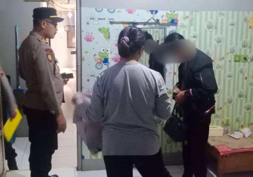 5 pasangan mesum terjaring razia Polsek Jati Kudus, satu masih dibawah umur 5 pasangan mesum terjaring razia Polsek Jati Kudus, satu masih dibawah umur