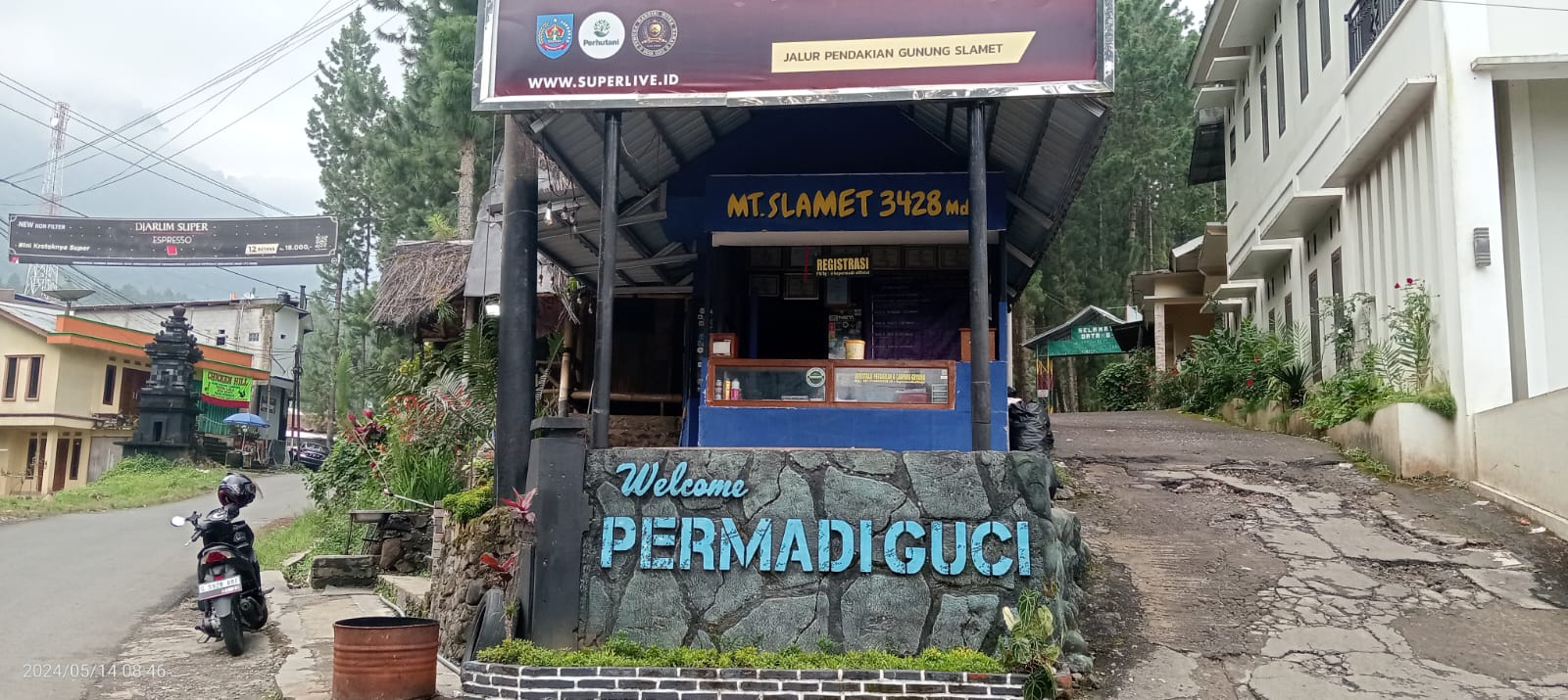 Jalur pendakian Gunung Slamet ditutup mulai Senin, 13 Mei 2024 sampai batas tidak ditentukan