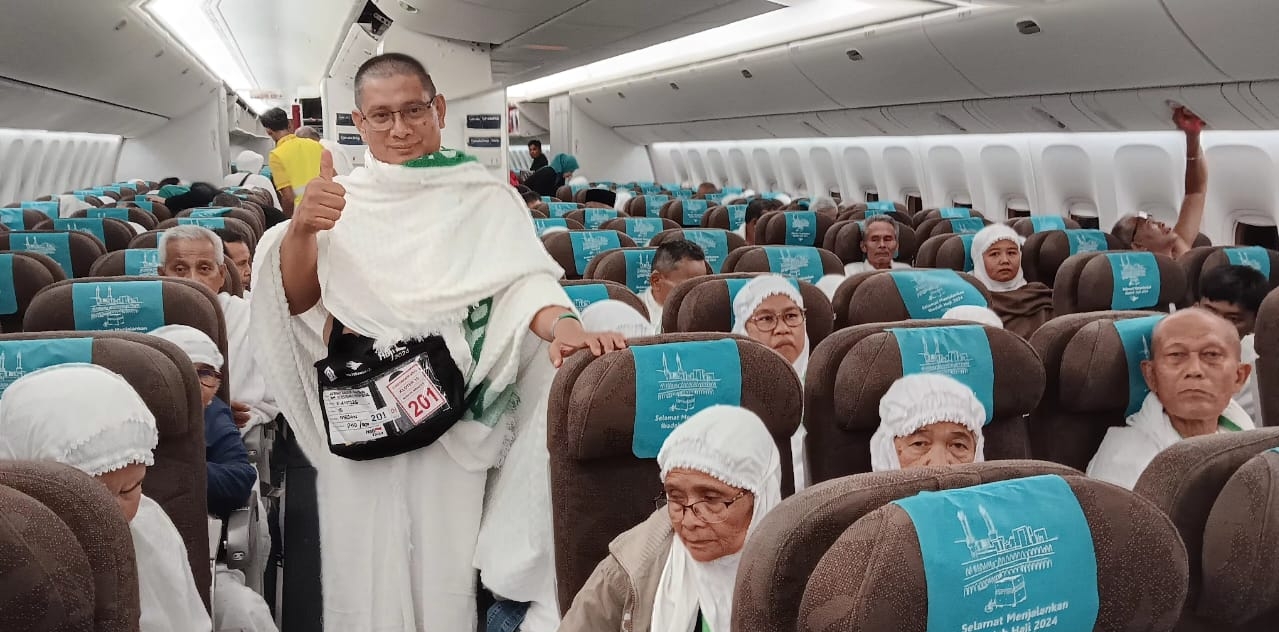 Lepas Kloter 15, Wabup Madina minta JCH batasi bermedsos dan belanja Lepas Kloter 15, Wabup Madina minta JCH batasi bermedsos dan belanja