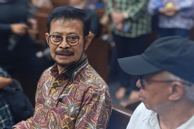 KPK periksa pemilik Maktour Travel Fuad Hasan Mahsyur KPK periksa pemilik Maktour Travel Fuad Hasan Mahsyur