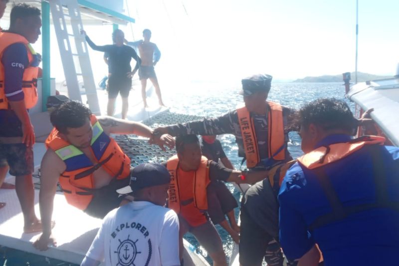 KSOP selidiki penyebab kapal wisata terbakar di Labuan Bajo NTT KSOP selidiki penyebab kapal wisata terbakar di Labuan Bajo NTT
