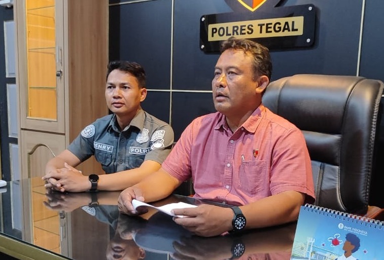 Satreskrim Polres Tegal ungkap kasus dugaan kekerasan hingga korban meninggal dunia Satreskrim Polres Tegal ungkap kasus dugaan kekerasan hingga korban meninggal dunia