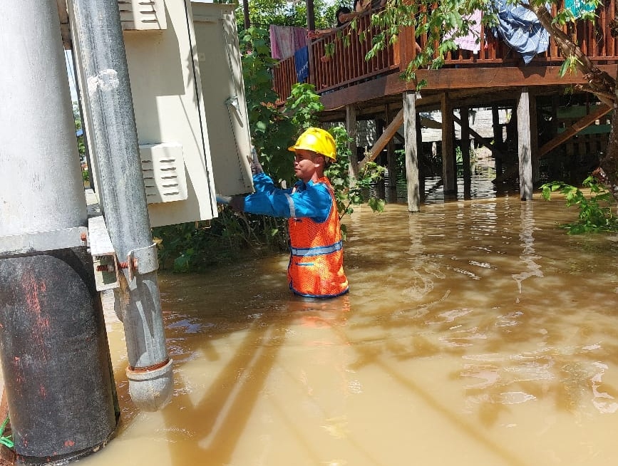 Banjir di Ujoh Bilang, PLN bentuk tim khusus percepatan penanganan listrik