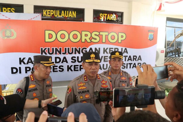 Kunjungi Polres Kepulauan Sitaro, Kapolda Sulut apresiasi kinerja personel Kunjungi Polres Kepulauan Sitaro, Kapolda Sulut apresiasi kinerja personel