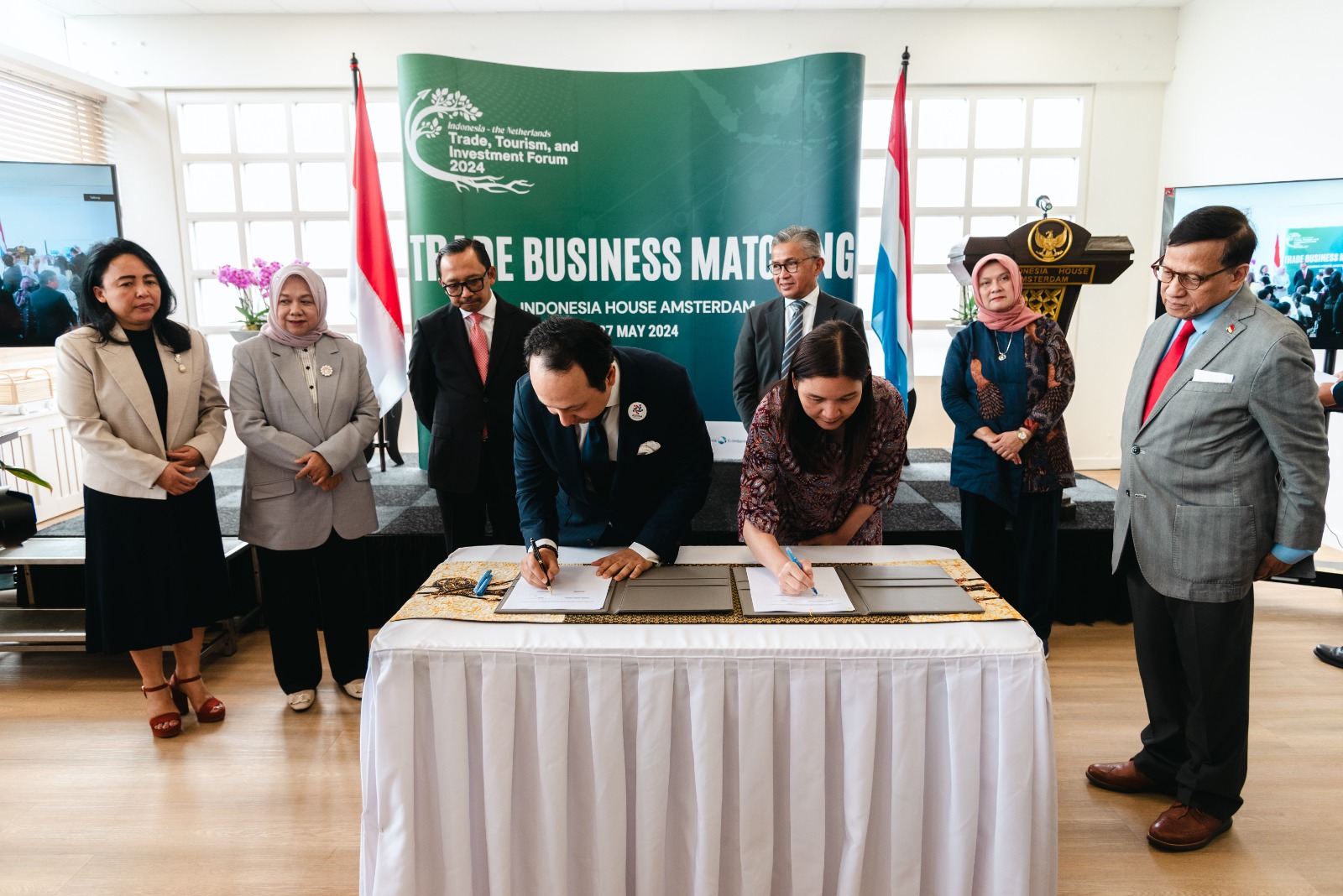 Forum Investasi Bilateral antara Indonesia dan Belanda Forum Investasi Bilateral antara Indonesia dan Belanda