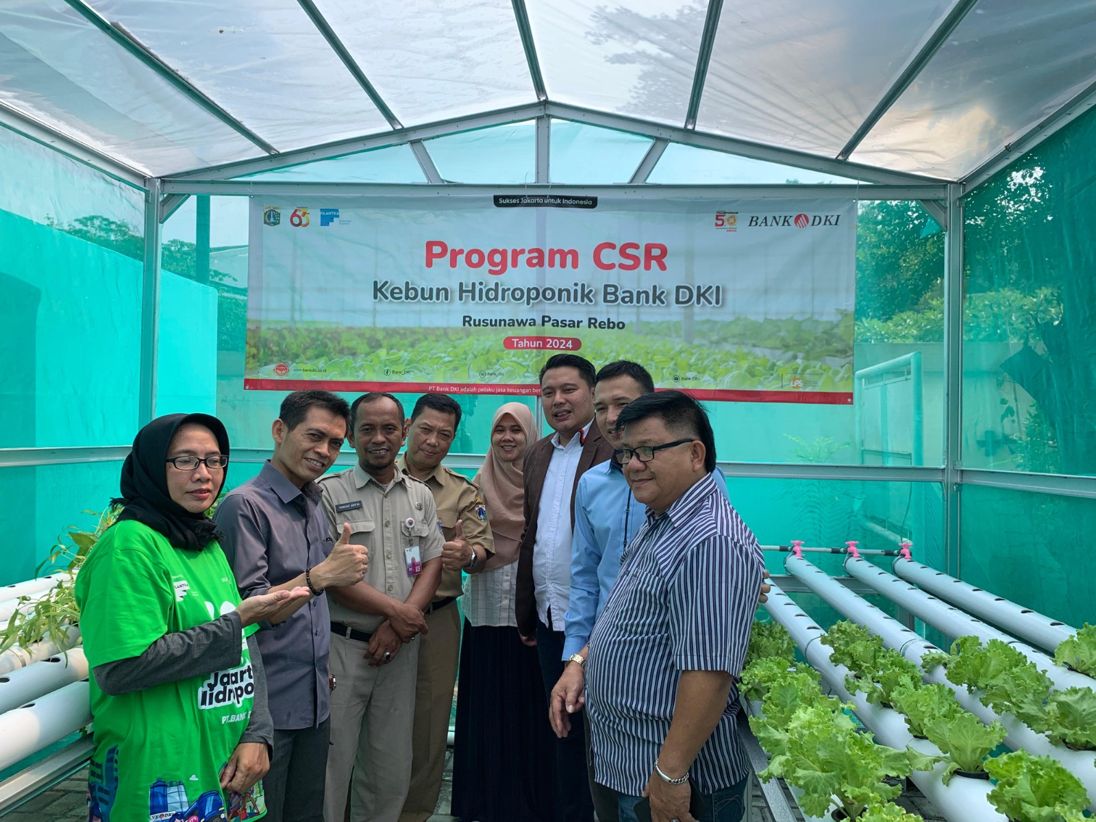 Bank DKI resmikan kebun hidroponik dan beri bantuan pendidikan bagi penyandang cerebral palsy Bank DKI resmikan kebun hidroponik dan beri bantuan pendidikan bagi penyandang cerebral palsy