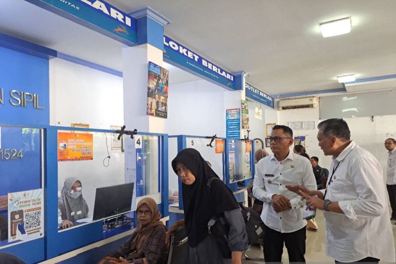 Disdukcapil Kota Bogor diingatkan jaga motivasi layani masyarakat Disdukcapil Kota Bogor diingatkan jaga motivasi layani masyarakat