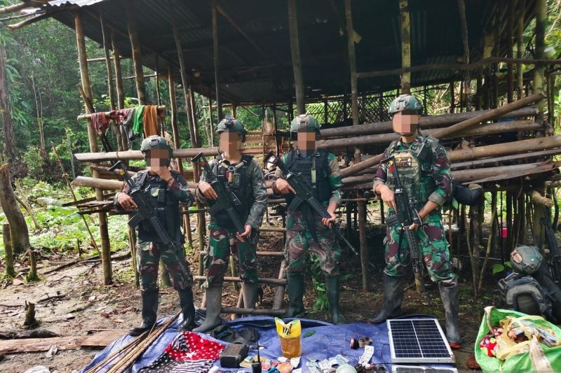 Satgas Batalyon Yudha Sakti baku tembak dengan OPM Maybrat Satgas Batalyon Yudha Sakti baku tembak dengan OPM Maybrat