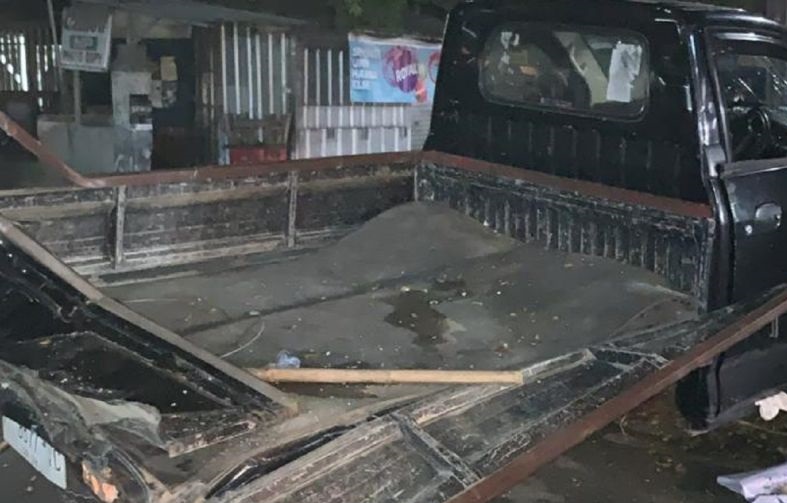 Truk seruduk mobil bak terbuka akibatkan anggota KNPI meninggal Truk seruduk mobil bak terbuka akibatkan anggota KNPI meninggal