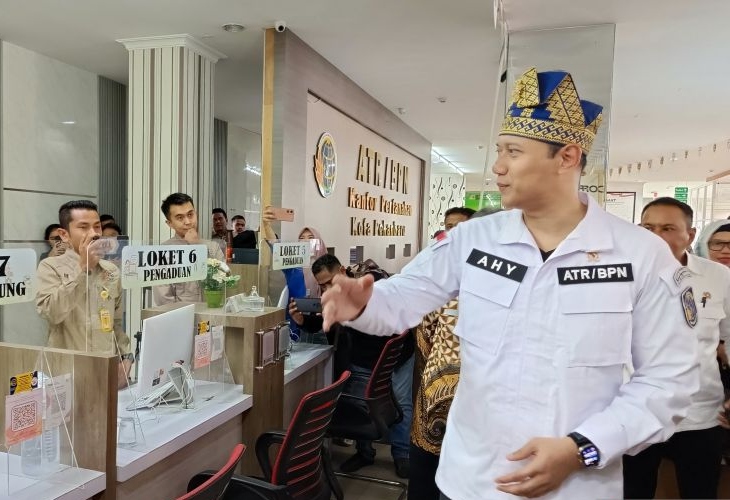 AHY ingatkan nomor hotline pengaduan mafia tanah 081110680000