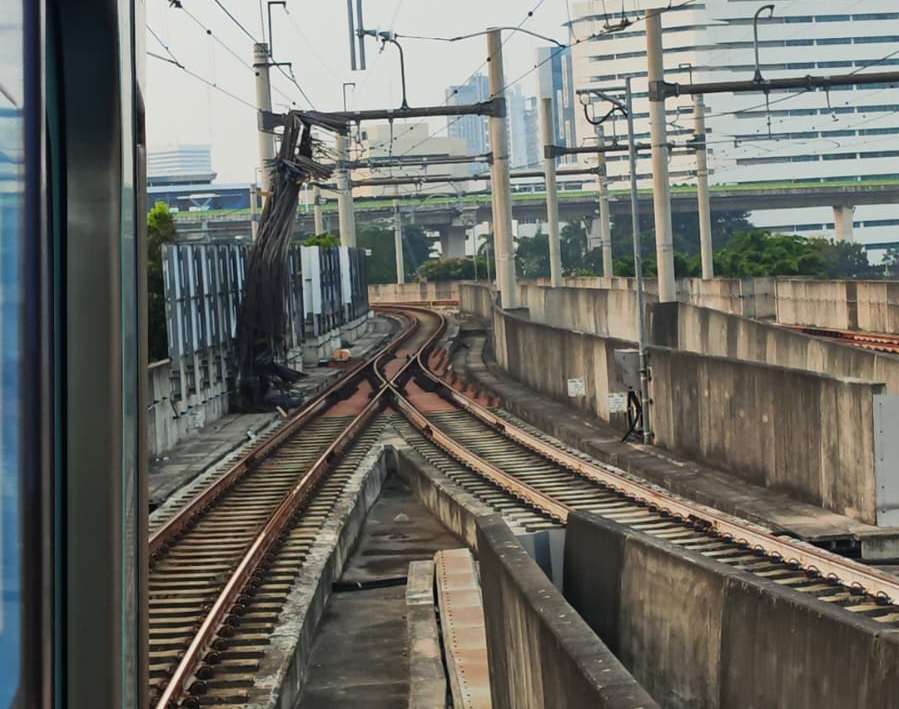 Operasi MRT dihentikan sementara akibat insiden konstruksi Kejagung