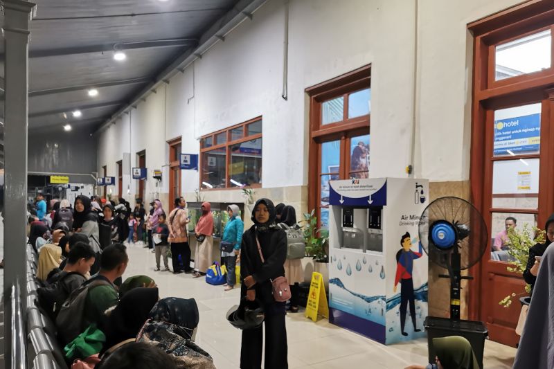 Okupansi angkutan KA di Daop Jember meningkat saat libur panjang Okupansi angkutan KA di Daop Jember meningkat saat libur panjang