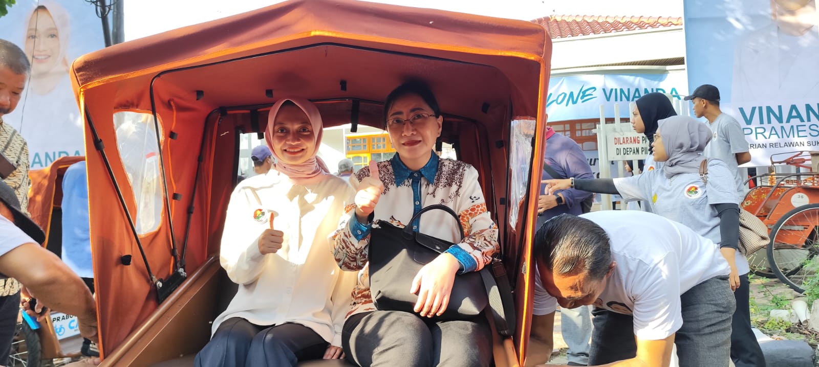 Empat pimpinan parpol di Kediri hadiri peresmian Posko Bolone Vinanda Empat pimpinan parpol di Kediri hadiri peresmian Posko Bolone Vinanda