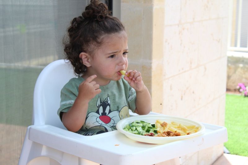 Tips jaga asupan makanan sehat untuk anak berusia satu tahun Tips jaga asupan makanan sehat untuk anak berusia satu tahun