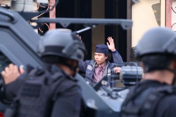 8 Mei 2018: 155 napi terorisme sandera perwira Polri di Mako Brimob Kelapa Dua 8 Mei 2018: 155 napi terorisme sandera perwira Polri di Mako Brimob Kelapa Dua