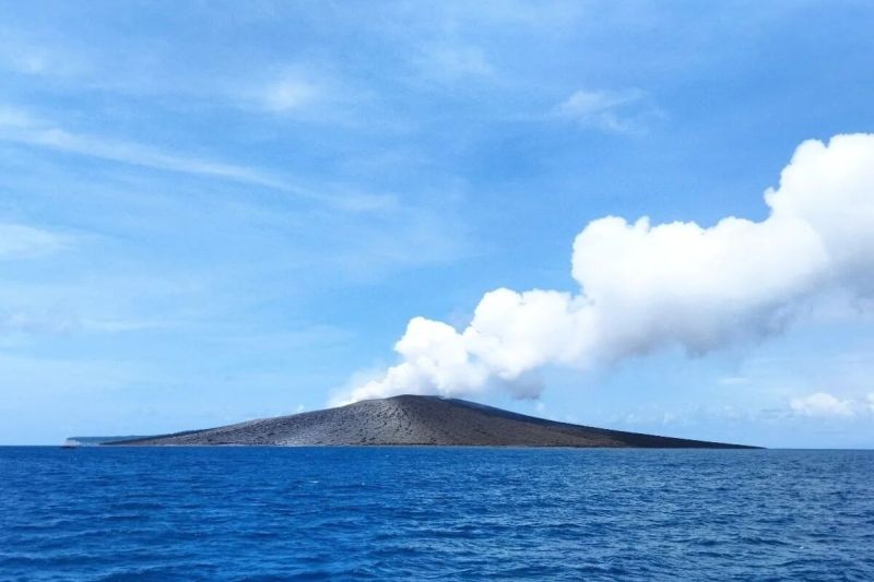 Status Gunung Anak Krakatau turun menjadi waspada Status Gunung Anak Krakatau turun menjadi waspada