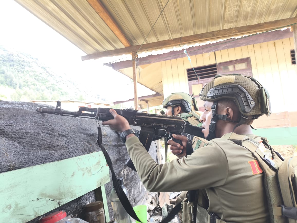 Satgas Damai Cartenz berhasil hadang serangan KKB di Intan Jaya Papua Tengah Satgas Damai Cartenz berhasil hadang serangan KKB di Intan Jaya Papua Tengah