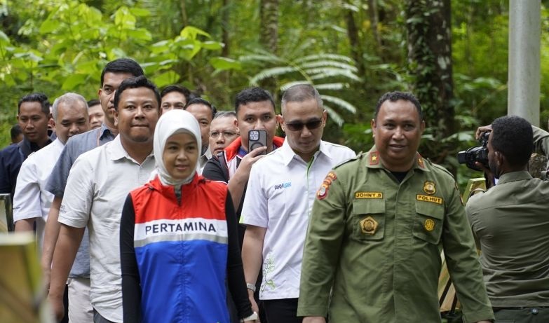 PT Kilang Pertamina Internasional lepas liarkan 38 satwa endemik di Sorong PT Kilang Pertamina Internasional lepas liarkan 38 satwa endemik di Sorong