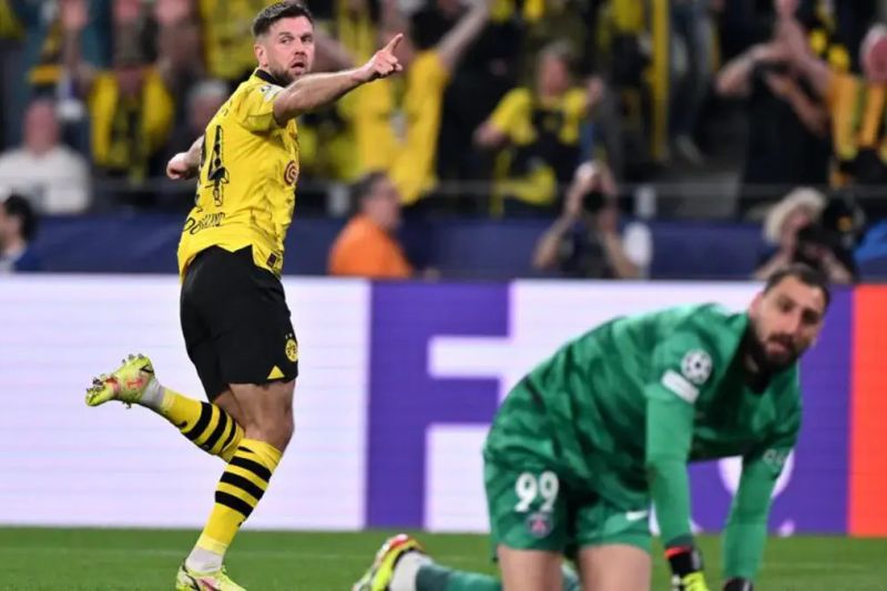 Gol Niclas Fuellkrug bawa Dortmund menang tipis 1-0 atas PSG Gol Niclas Fuellkrug bawa Dortmund menang tipis 1-0 atas PSG