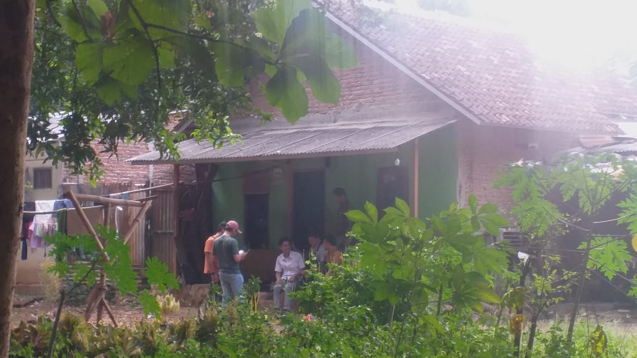 Kemarin, Polda Jabar dan Polres Cirebon Kota geledah rumah keluarga Pegy Setiawan Kemarin, Polda Jabar dan Polres Cirebon Kota geledah rumah keluarga Pegy Setiawan