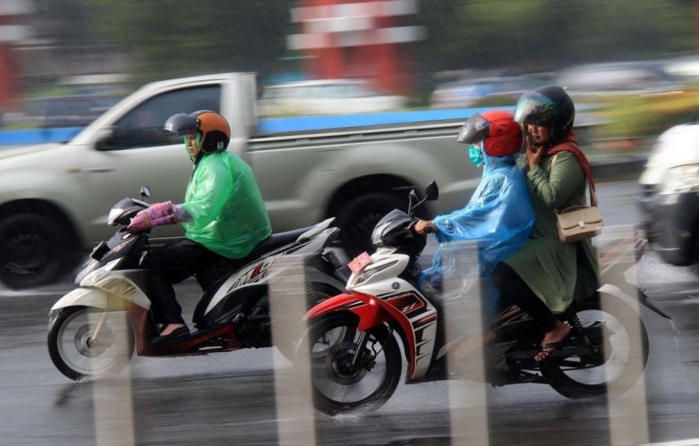 BMKG: Potensi hujan dengan petir terjang mayoritas wilayah RI
