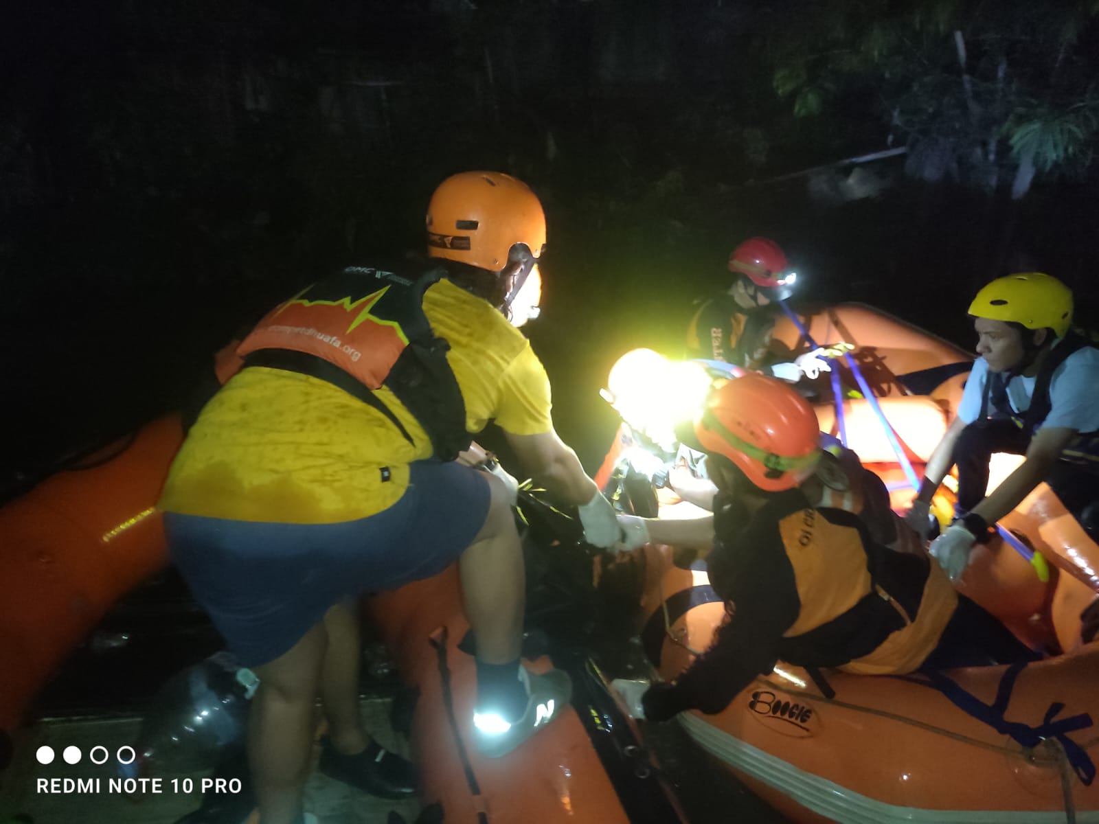 Korban tenggelam di Sungai Cisadane ditemukan meninggal dunia Korban tenggelam di Sungai Cisadane ditemukan meninggal dunia