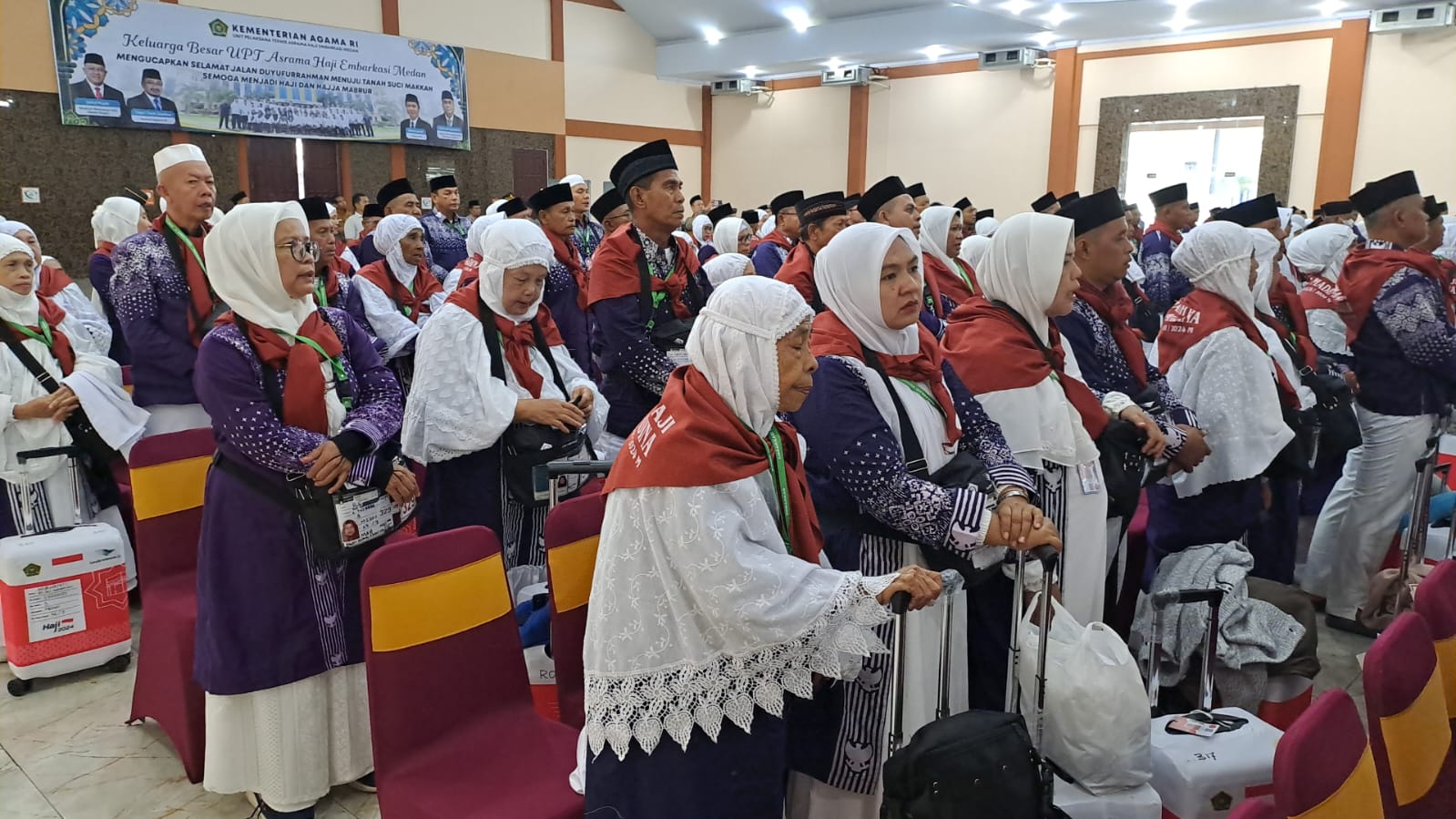 Rabu sore JCH Kloter 3 Embarkasi Medan diterbangkan ke Madinah Rabu sore JCH Kloter 3 Embarkasi Medan diterbangkan ke Madinah