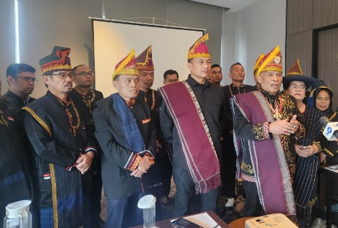 Forum intelektual Pakpak canangkan penulisan buku sejarah suku dan budaya Pakpak Forum intelektual Pakpak canangkan penulisan buku sejarah suku dan budaya Pakpak