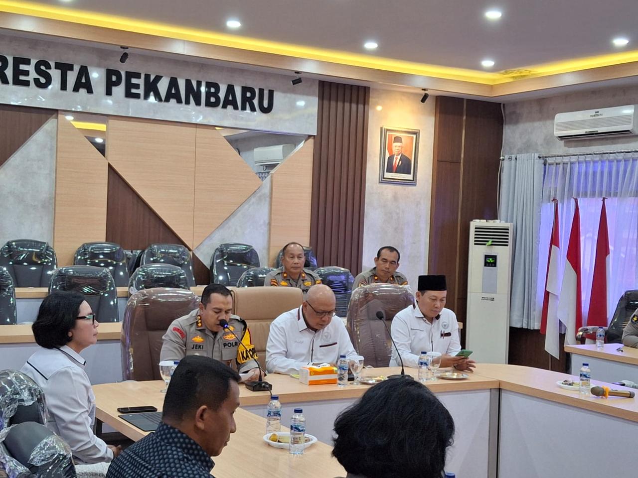 Kompolnas lakukan pengawasan kesiapan pengamanan Pilkada Polda Riau Kompolnas lakukan pengawasan kesiapan pengamanan Pilkada Polda Riau
