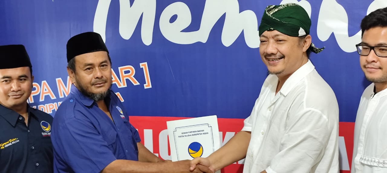 Jaga marwah demokrasi, bos rokok maju Pilbup Kediri 2024 Jaga marwah demokrasi, bos rokok maju Pilbup Kediri 2024