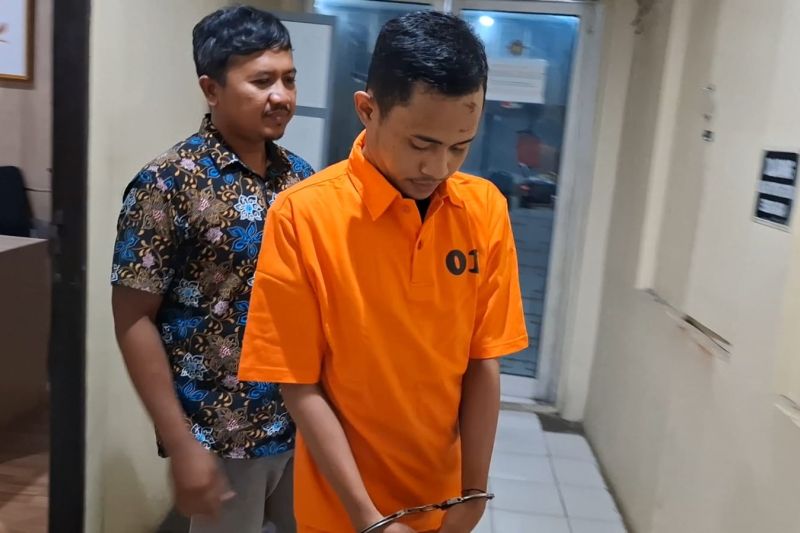 Polisi tangkap tersangka pengeroyokan anggota TNI di Jaksel Polisi tangkap tersangka pengeroyokan anggota TNI di Jaksel