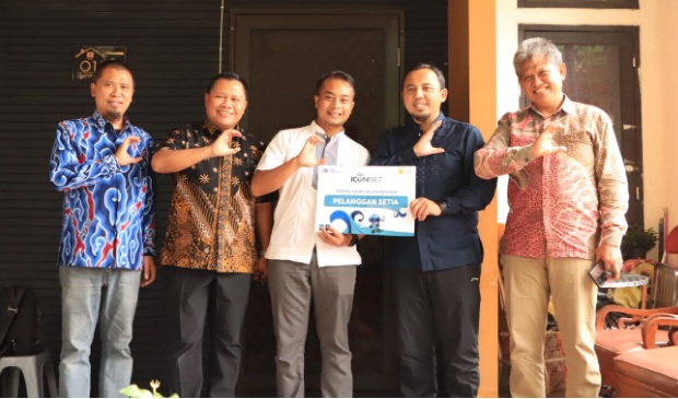 Direksi PLN Icon Plus ke rumah pelanggan cek keandalan ICONNET