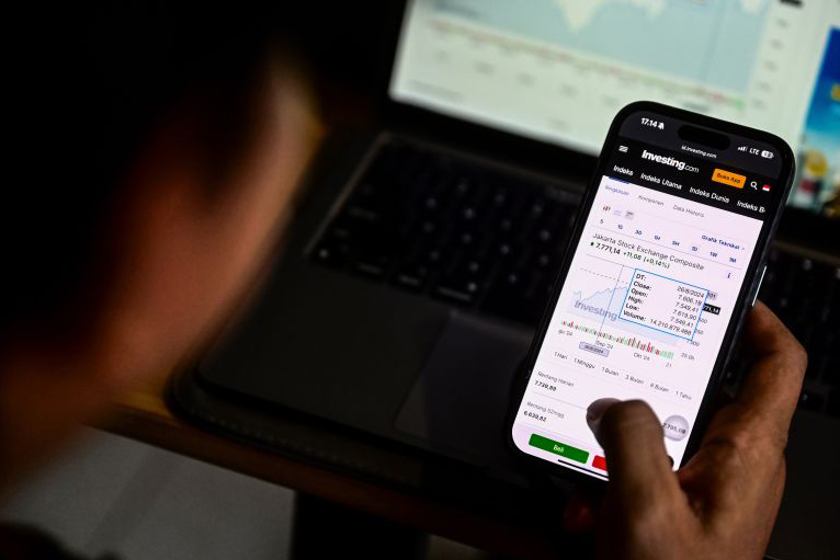 IHSG Selasa dibuka menguat 5,91 poin IHSG Selasa dibuka menguat 5,91 poin
