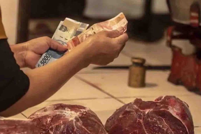 Harga daging sapi turun menjadi Rp130.350 per kg pada Selasa pagi Harga daging sapi turun menjadi Rp130.350 per kg pada Selasa pagi