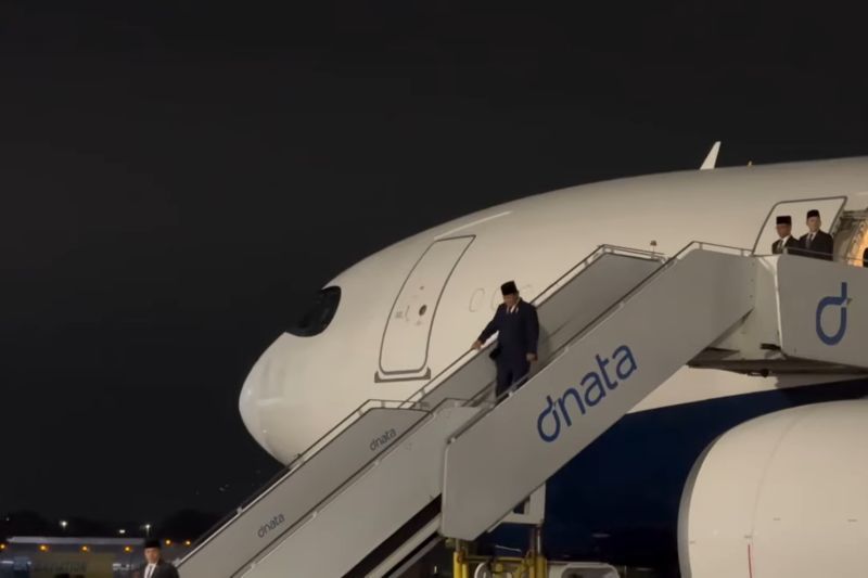 Presiden Prabowo tiba di Brasil hadiri KTT G20 Presiden Prabowo tiba di Brasil hadiri KTT G20