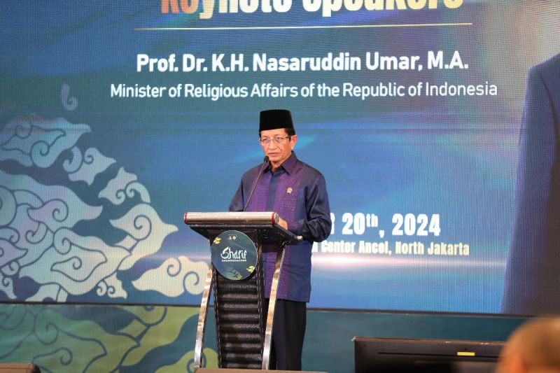Menag: Syariah bukan hanya fenomena agama, tapi juga ekonomi Menag: Syariah bukan hanya fenomena agama, tapi juga ekonomi